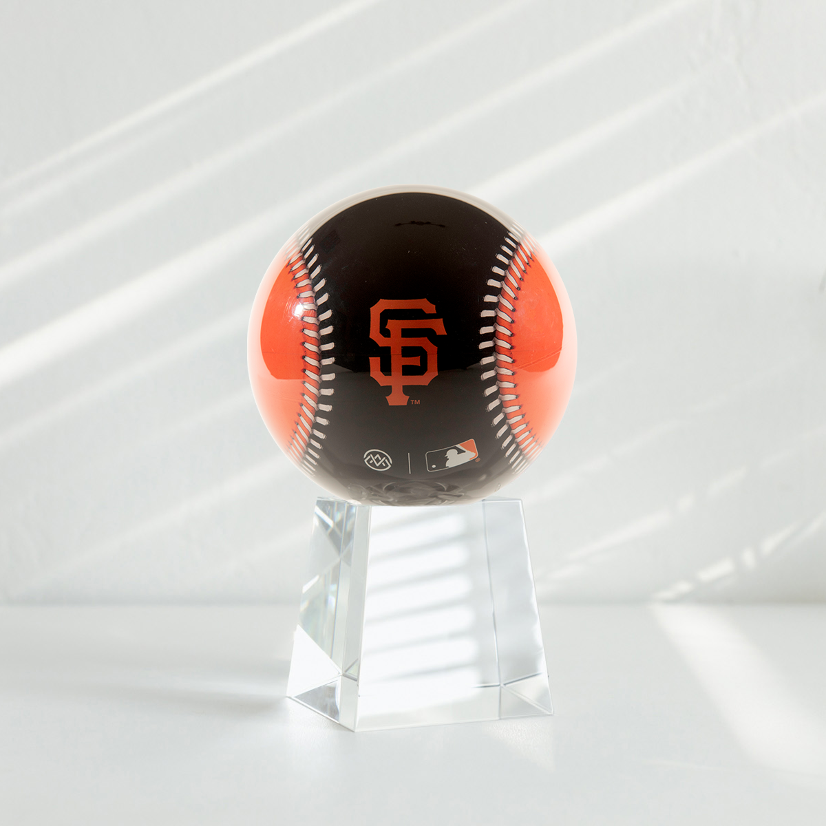 MLB® GIANTS™ GLOBE (Region Limit) - movaglobes.store