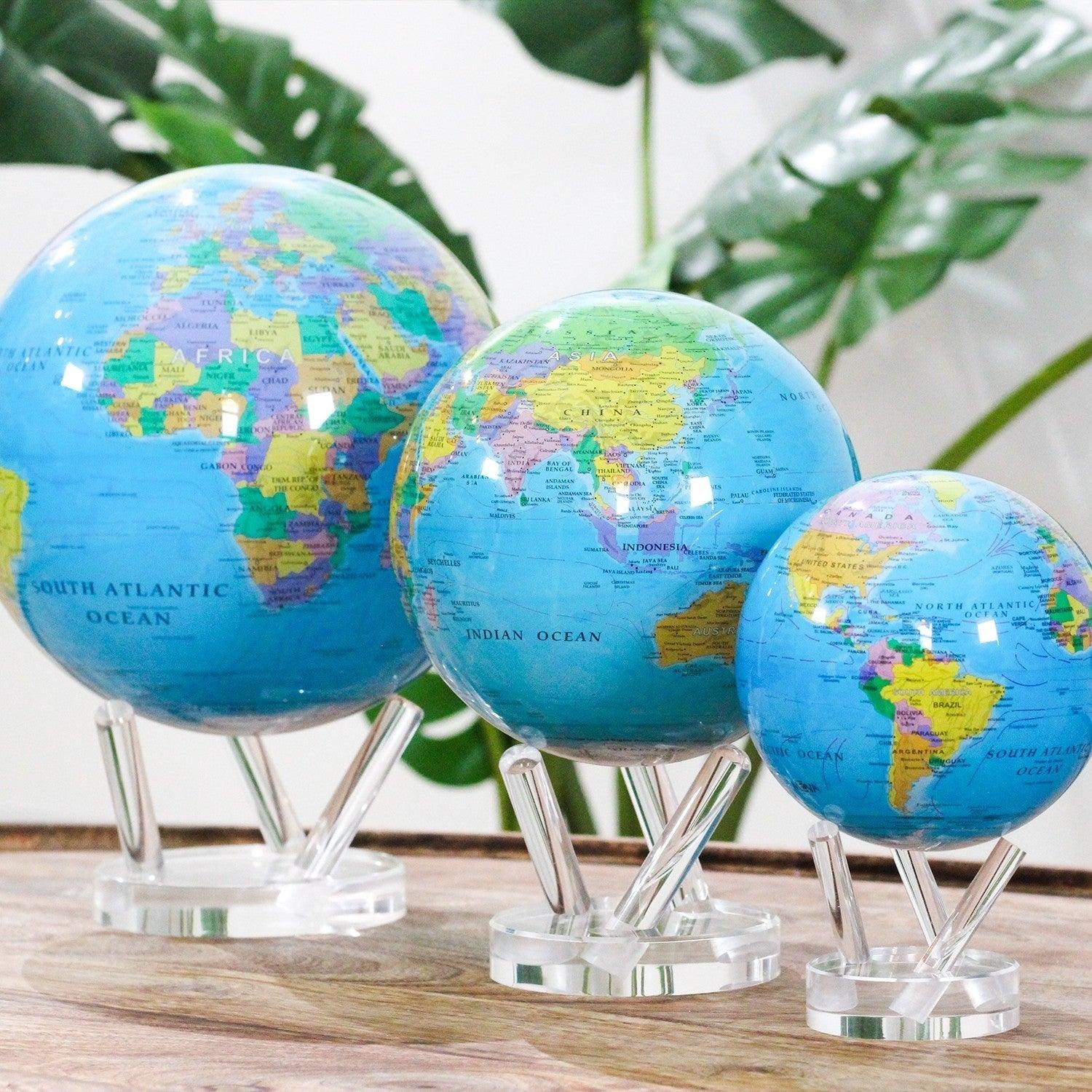 BLUE POLITICAL MAP WORLD GLOBE - MOVA UK