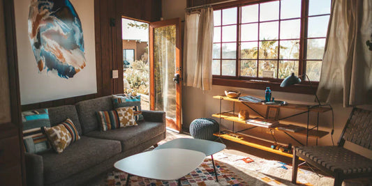 How to Choose the Perfect Housewarming Gift for a New Homeowner