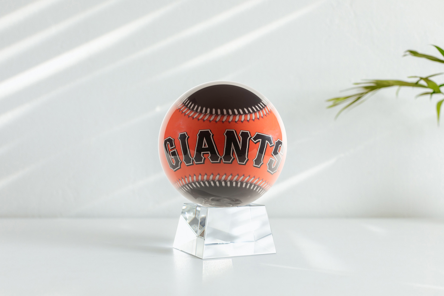 MLB® GIANTS™ GLOBE  (Region Limit) - movaglobes.store