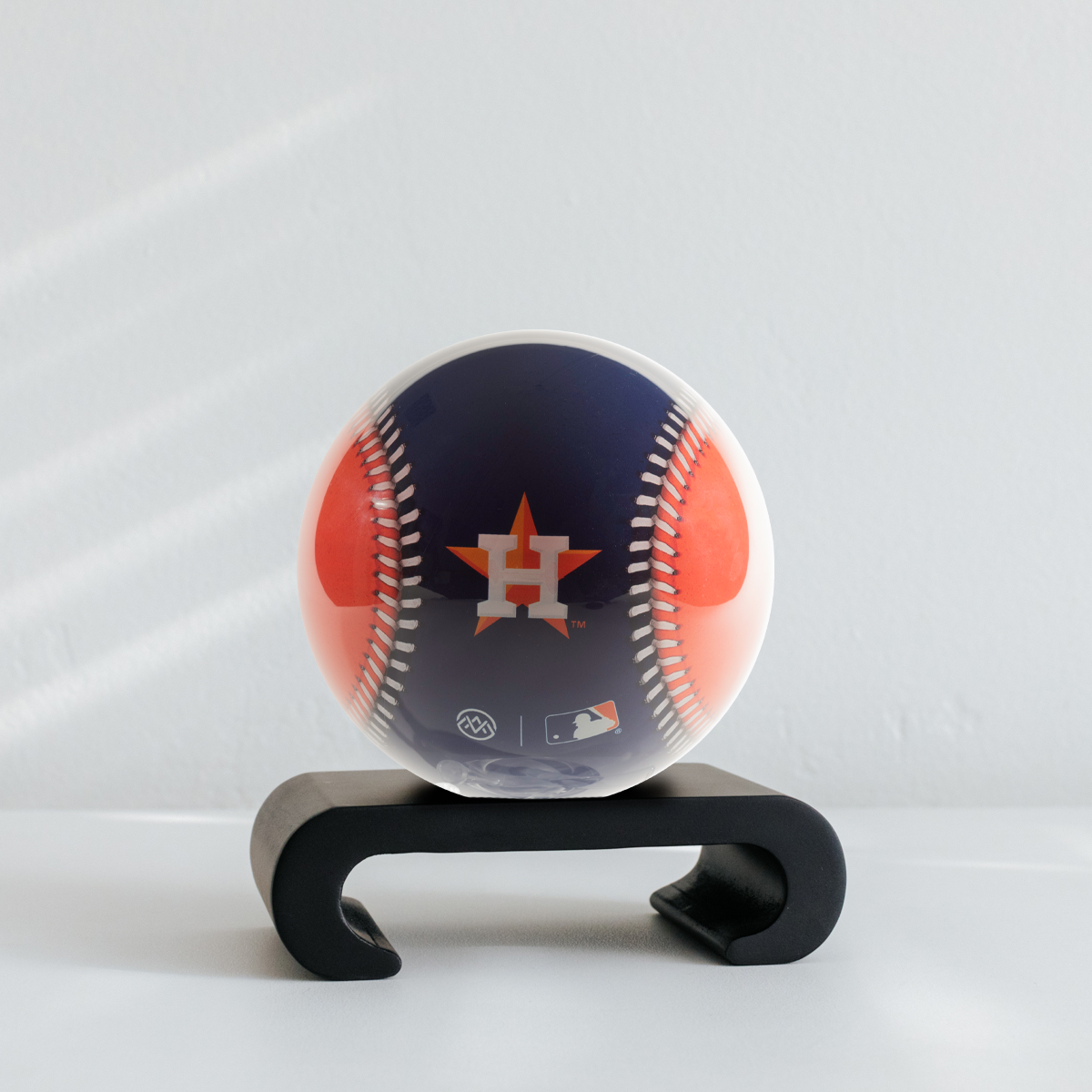 MLB® ASTROS™ GLOBE ( Region Limit) | Hidden magnets provide movement - movaglobes.store