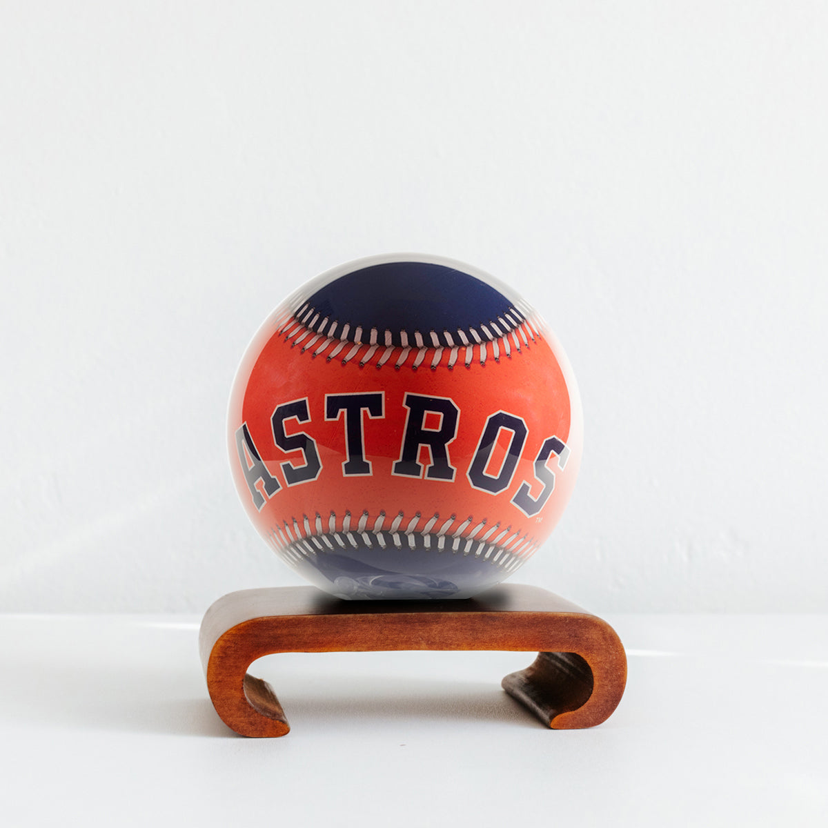 MLB® ASTROS™ GLOBE ( Region Limit) | No cords or batteries - movaglobes.store