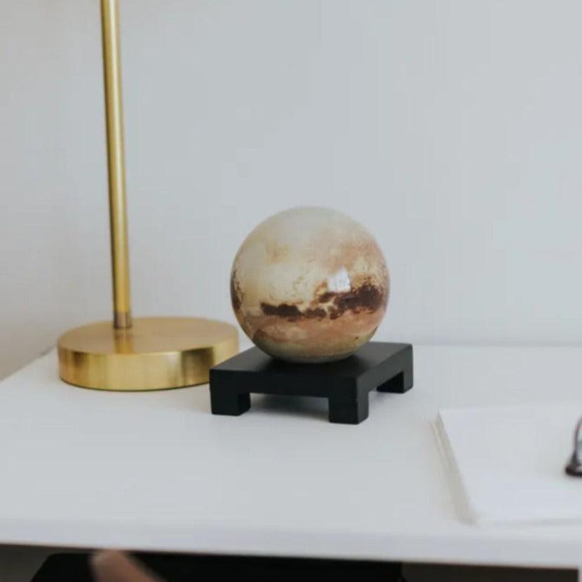 PLUTO GLOBE - MOVA UK