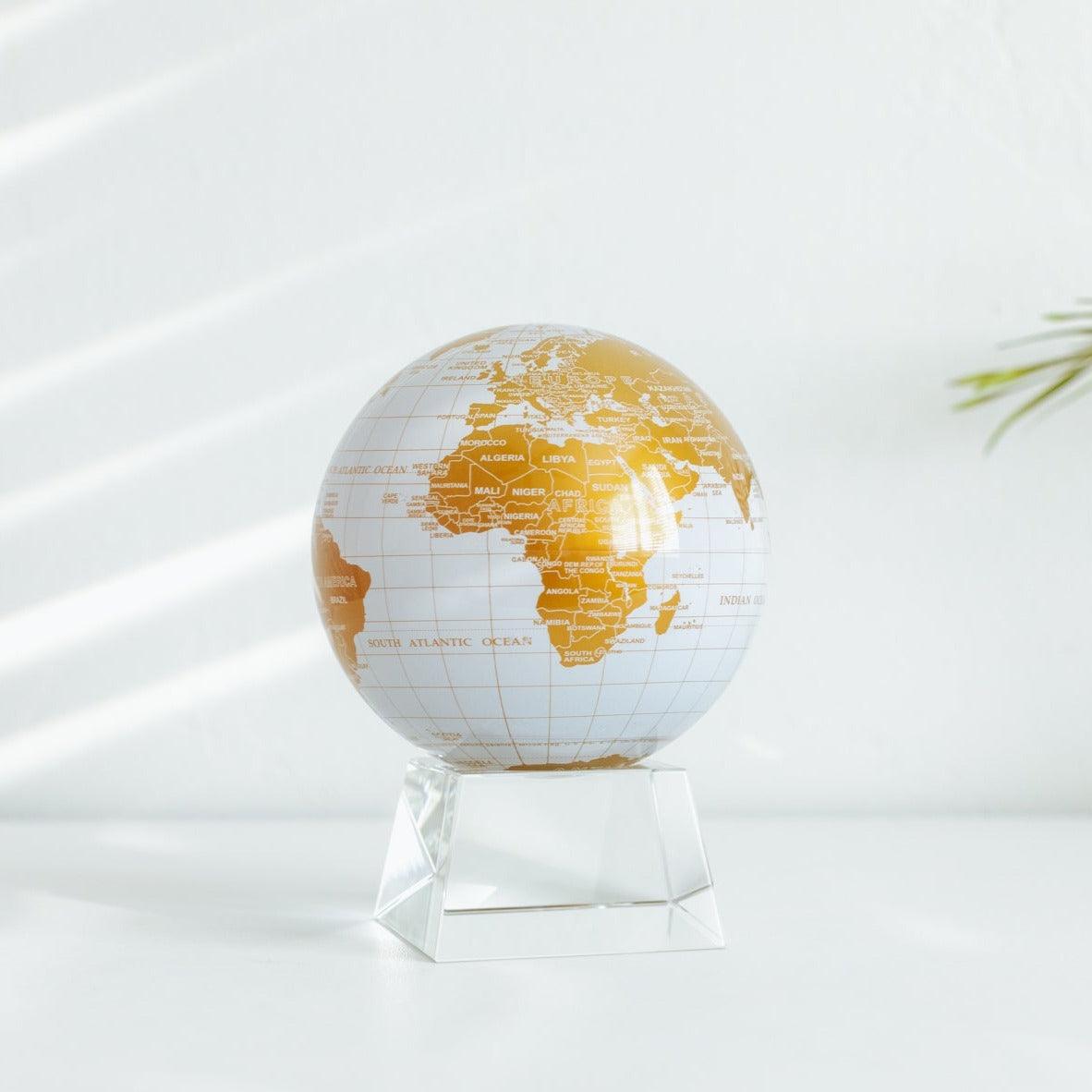 WHITE AND GOLD GLOBE - MOVA UK