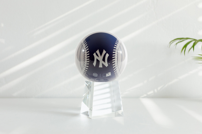 MLB® YANKEES™ GLOBE (Region Limit) - movaglobes.store