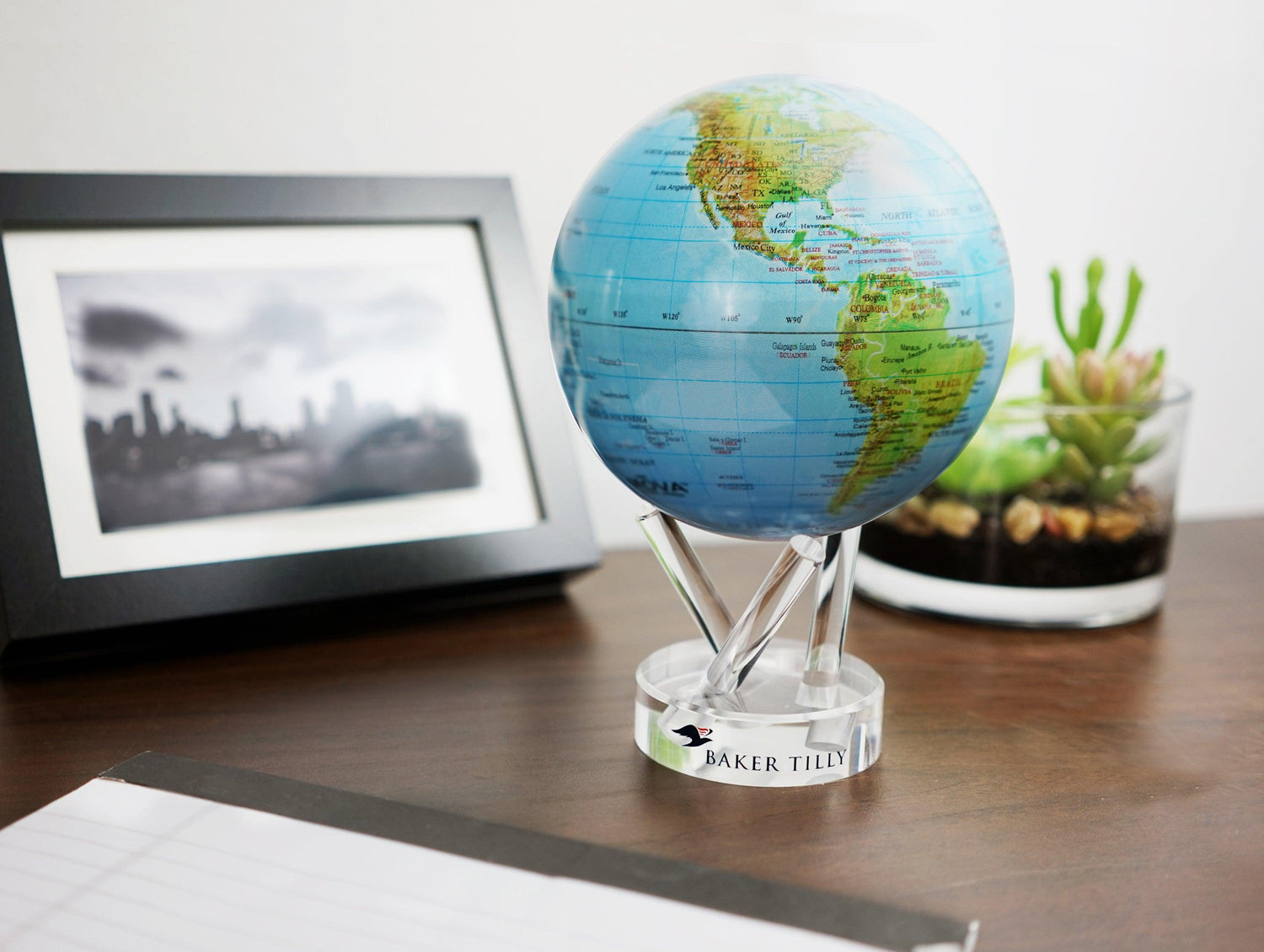 BLUE GREEN EARTH | Hidden magnets provide movement - MOVA UK